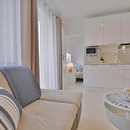 Apartamenty Bryza - Kwartal Rozy Wiatrow - Garaz Swinoujscie Exterior photo
