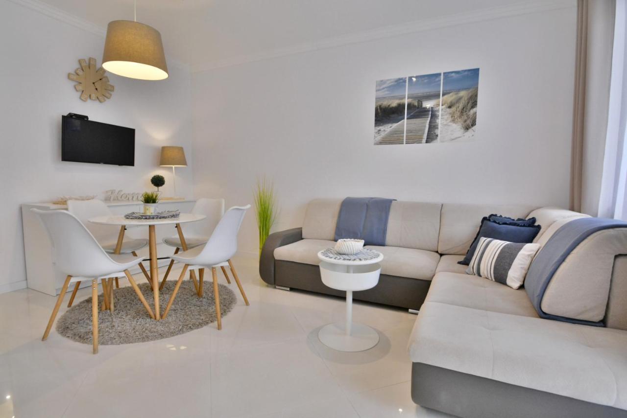 Apartment Bryza - Kwartal Rozy Wiatrow - Garaz